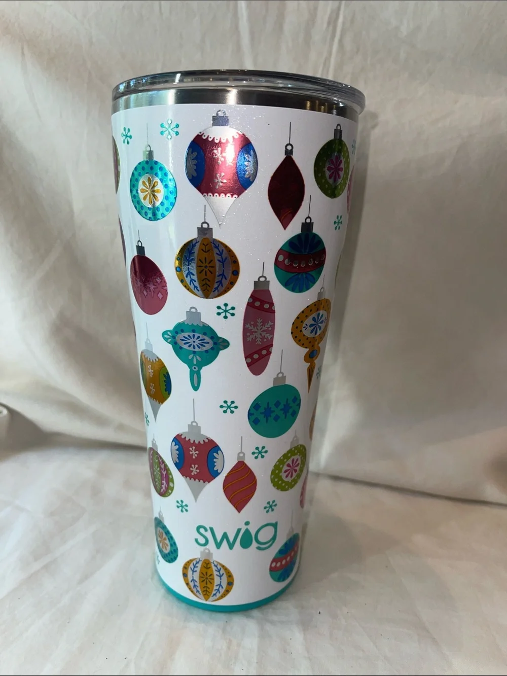Tinsel Town 32 oz Swig Holiday Ornament Stainless Tumbler - White